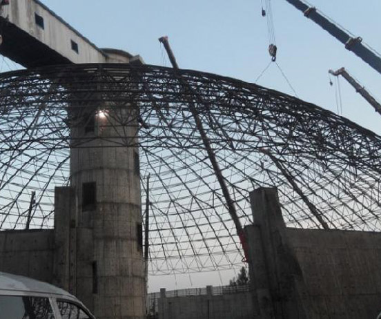 奎屯网架分条或分块安装法